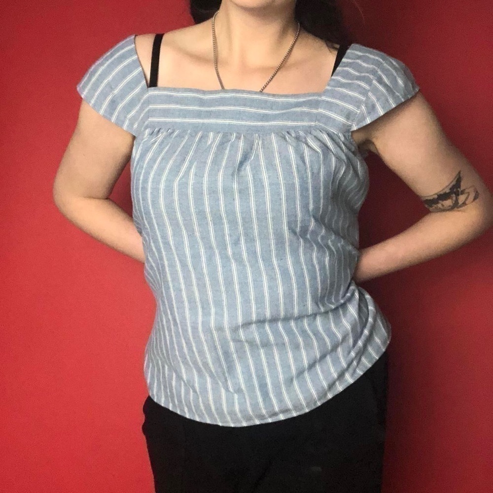 Dainty blue and white striped top 🤍💙​​​​​​​​​​​​​​​​​​​​​​​​